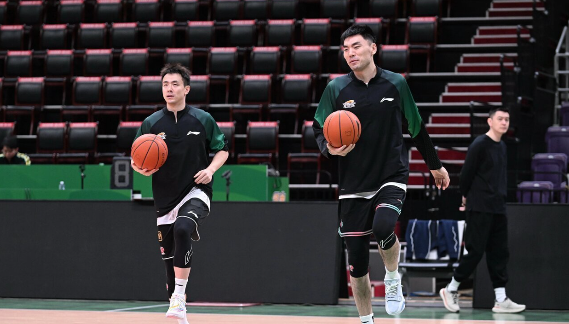 世界杯官方直播客户端下载中心-像郭艾伦张镇麟那样？赵继伟向辽篮表忠心 曝他休赛期曾接触首钢