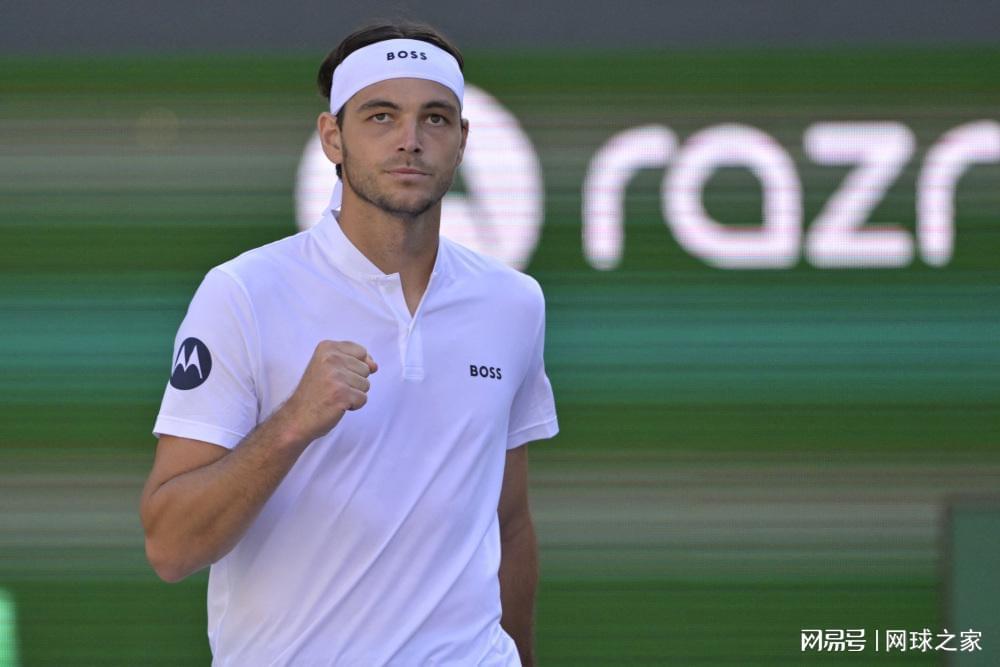 世界杯手机直播软件安装-弗里茨不顾形象上演膝盖断拍神技，丰塞卡入选劳伦斯突破奖惹争议